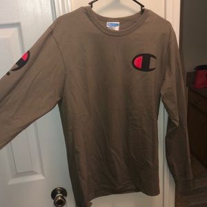 Tags just removed, champion long sleeve. S men’s m